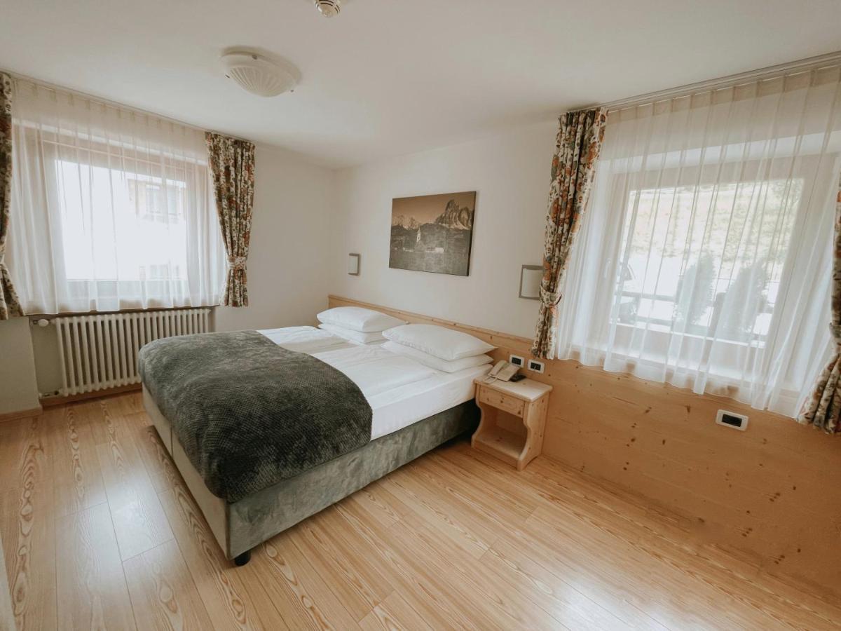 Hotel Pradat Corvara In Badia Esterno foto